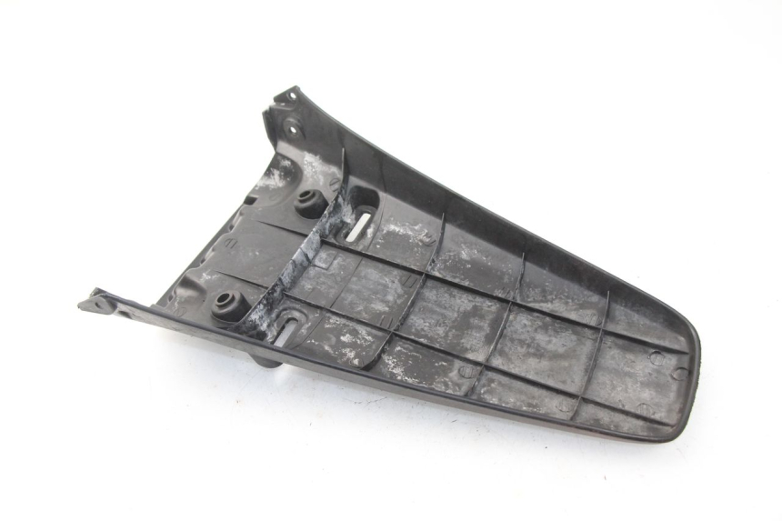 photo de BAVETTE ARRIERE SYM FIDDLE 2 50 (2008 - 2013) - Détail de la pièce