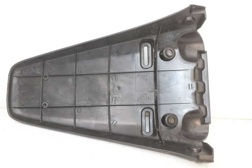 photo de BAVETTE ARRIERE SYM FIDDLE 2 50 (2008 - 2013) - État de surface