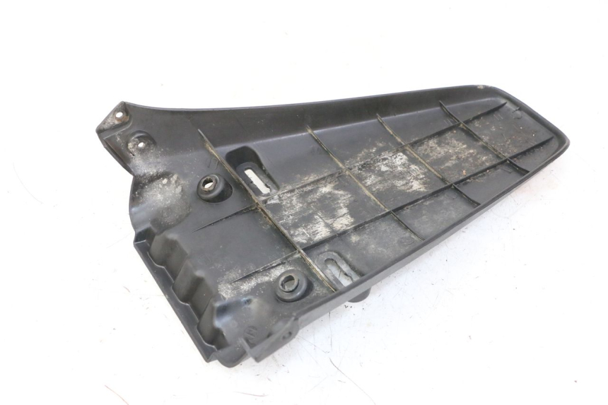 photo de BAVETTE ARRIERE SYM FIDDLE 125 (2008 - 2010) - Détail de la pièce