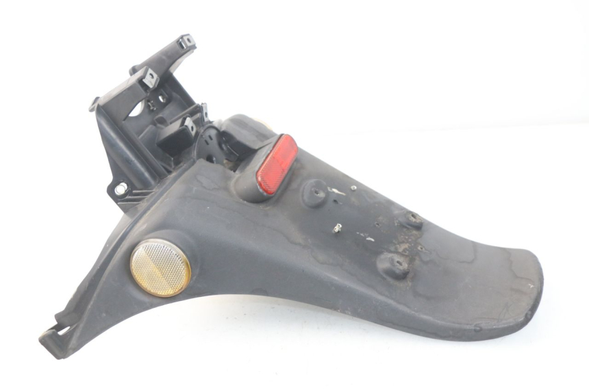 photo de BAVETTE ARRIERE PIAGGIO FLY 2T 50 (2004 - 2017) - Gros plan technique