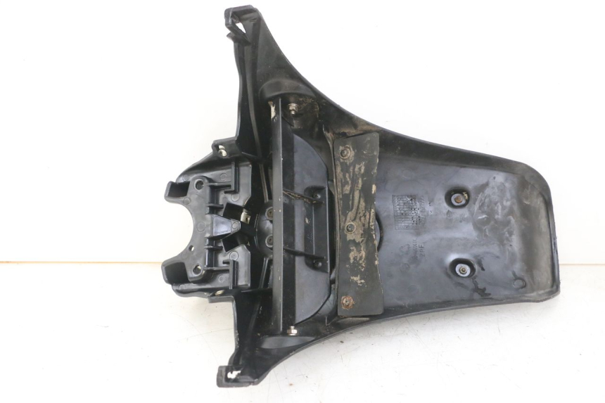 photo de BAVETTE ARRIERE PIAGGIO FLY 2T 50 (2004 - 2017) - Autre angle de vue