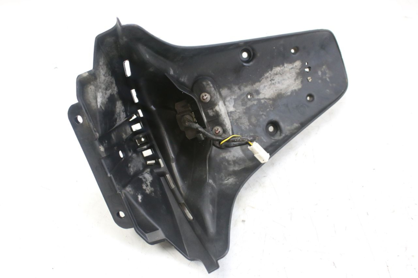 photo de BAVETTE ARRIERE PIAGGIO FLY 4T 50 (2013 - 2017) - Autre angle de vue