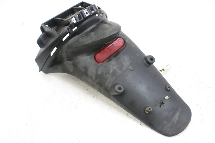 photo de BAVETTE ARRIERE PIAGGIO FLY 4T 50 (2013 - 2017) - Gros plan technique