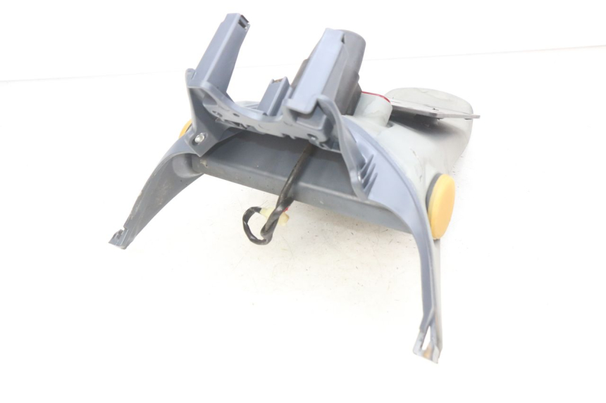 photo de BAVETTE ARRIERE PIAGGIO FLY 100 (2006 - 2010) - Zoom état d’usage