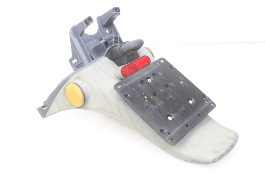 photo de BAVETTE ARRIERE PIAGGIO FLY 100 (2006 - 2010) - Vue principale