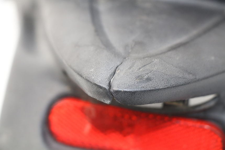 photo de BAVETTE ARRIERE PIAGGIO FLY IE 125 (2012 - 2017) - Vue d’ensemble