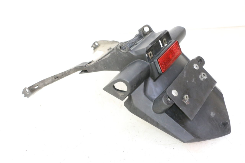 photo de BAVETTE ARRIERE YAMAHA FZ6 FAZER S2 600 (2007 - 2011) - Gros plan technique