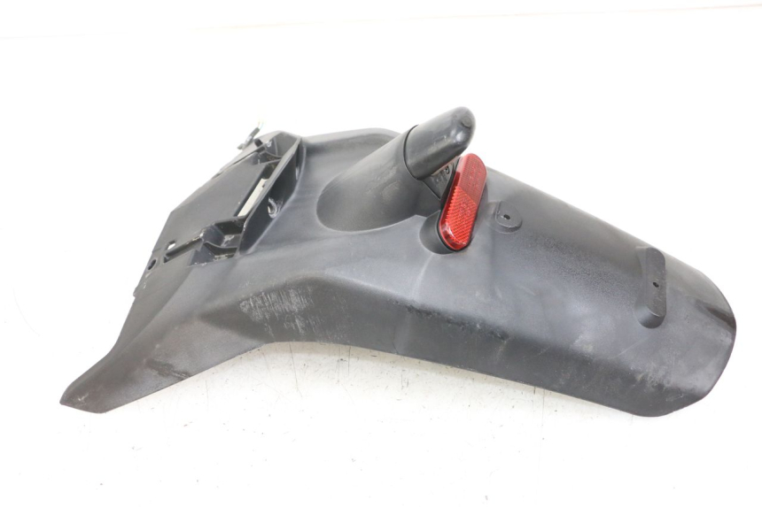 photo de BAVETTE ARRIERE PEUGEOT GEOPOLIS RS 125 (2007 - 2009) - Autre angle de vue