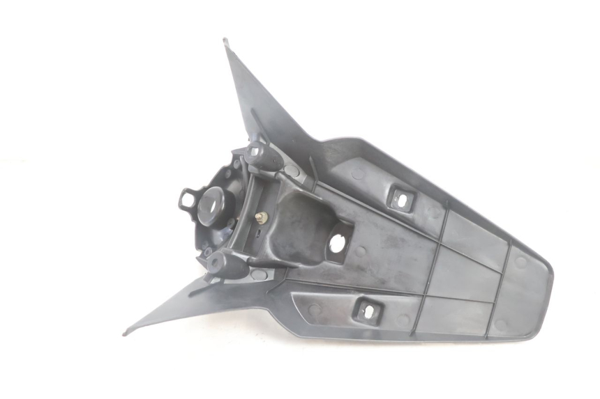 photo de BAVETTE ARRIERE VASTRO GP 2T 50 (2013 - 2017) - Gros plan technique