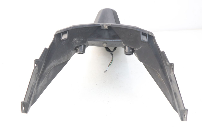 photo de BAVETTE ARRIERE SYM GTS EFI ABS 125 (2012 - 2016) - Autre angle de vue