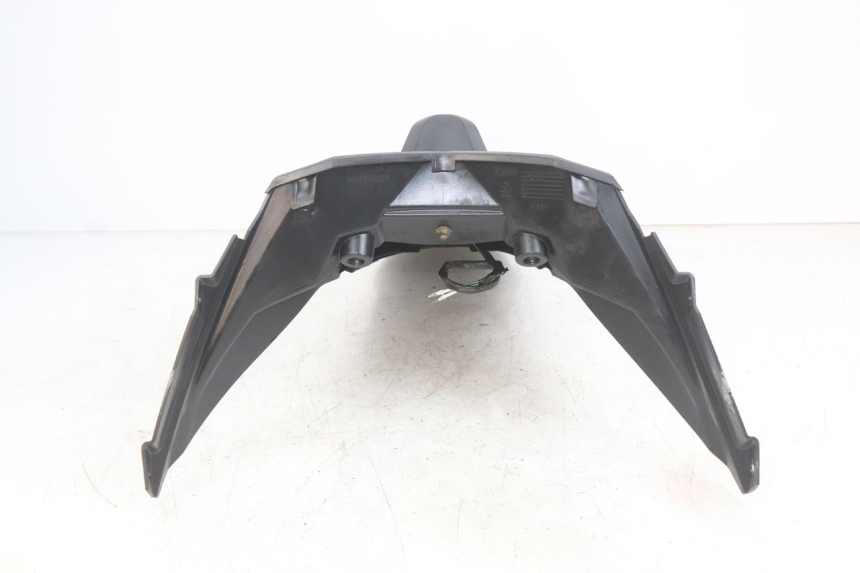 photo de BAVETTE ARRIERE SYM GTS EFI 125 (2012 - 2016) - Autre angle de vue