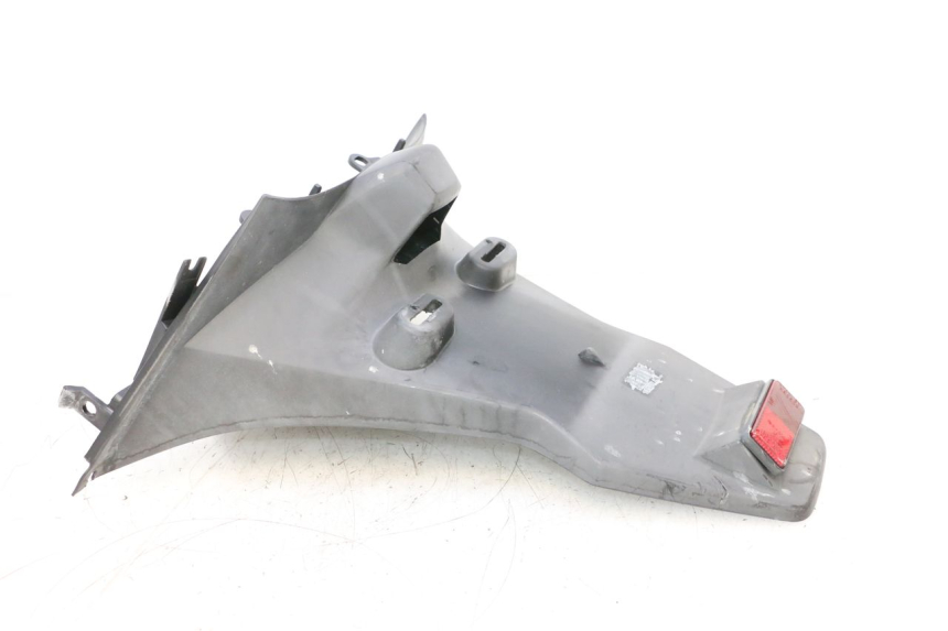 photo de BAVETTE ARRIERE SYM GTS EVO 125 (2009 - 2013) - Autre angle de vue