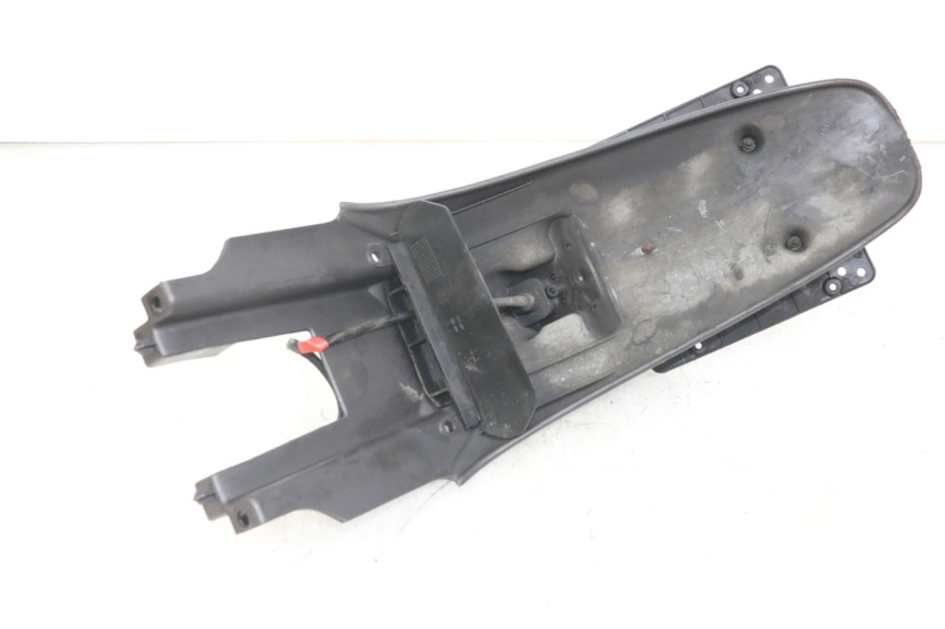 photo de BAVETTE ARRIERE PIAGGIO LIBERTY 125 (2009 - 2013) - Détail de la pièce