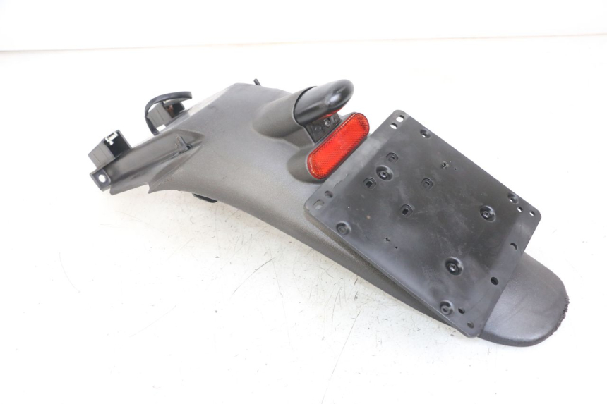 photo de BAVETTE ARRIERE PIAGGIO LIBERTY 125 (2009 - 2013) - Autre angle de vue