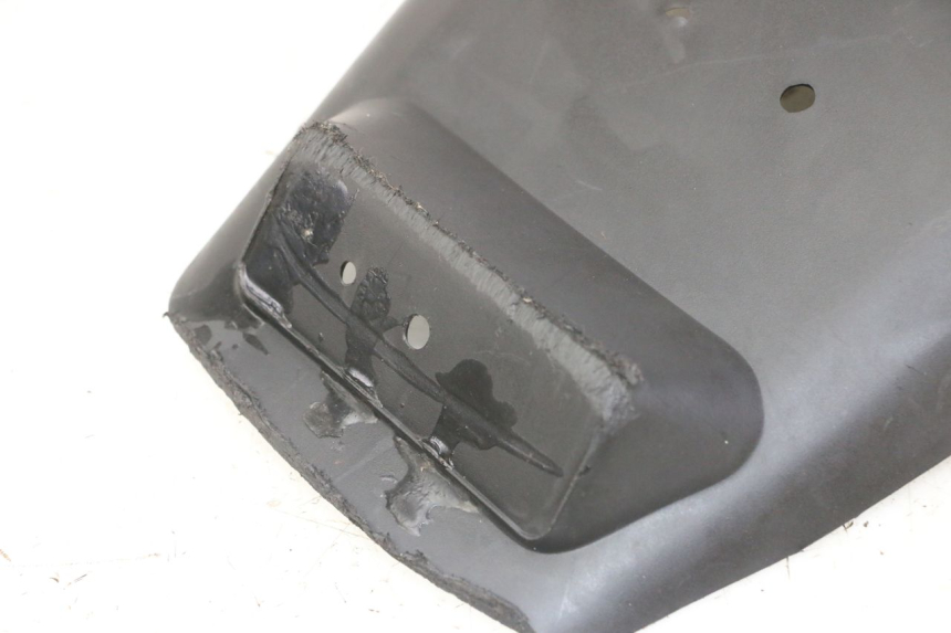 photo de BAVETTE ARRIERE MBK BOOSTER SPIRIT NAKED 50 (2004 - 2017) - État de surface