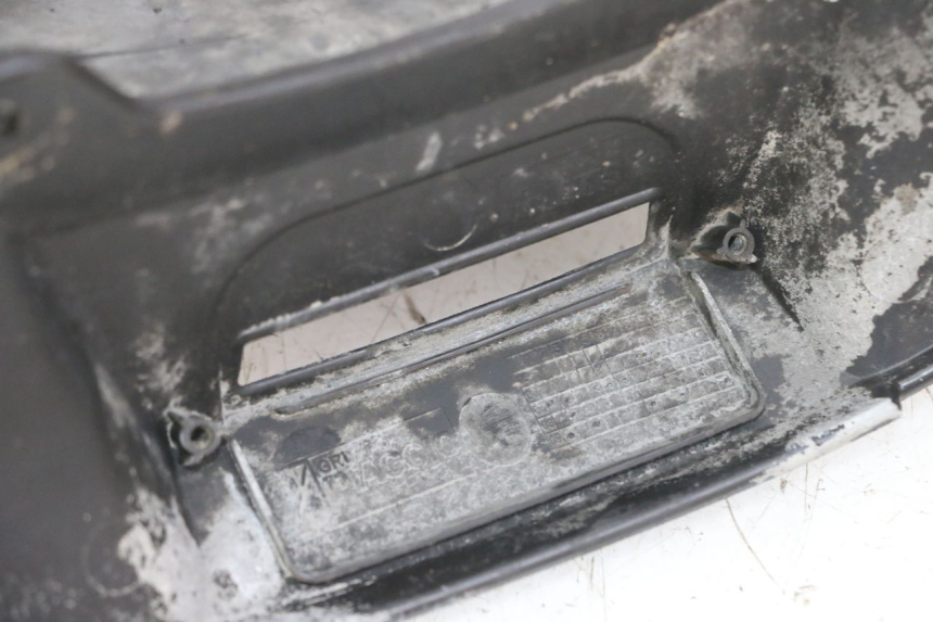 photo de BAVETTE ARRIERE PIAGGIO MP3 LT 300 (2010 - 2016) - Autre angle de vue