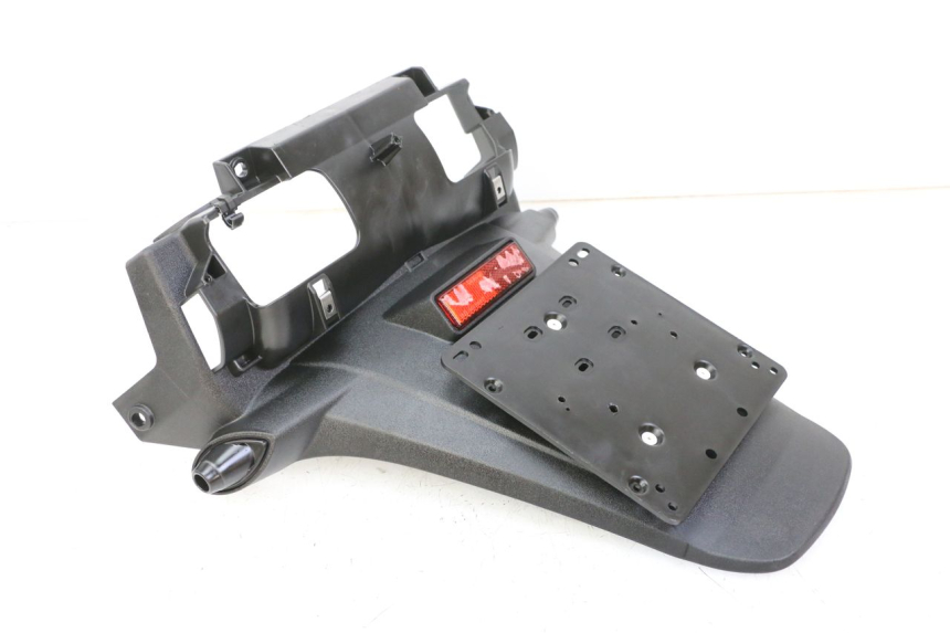 photo de BAVETTE ARRIERE PIAGGIO MP3 500 (2014 - 2017) - Gros plan technique