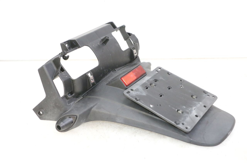 photo de BAVETTE ARRIERE PIAGGIO MP3 500 (2014 - 2017) - Autre angle de vue