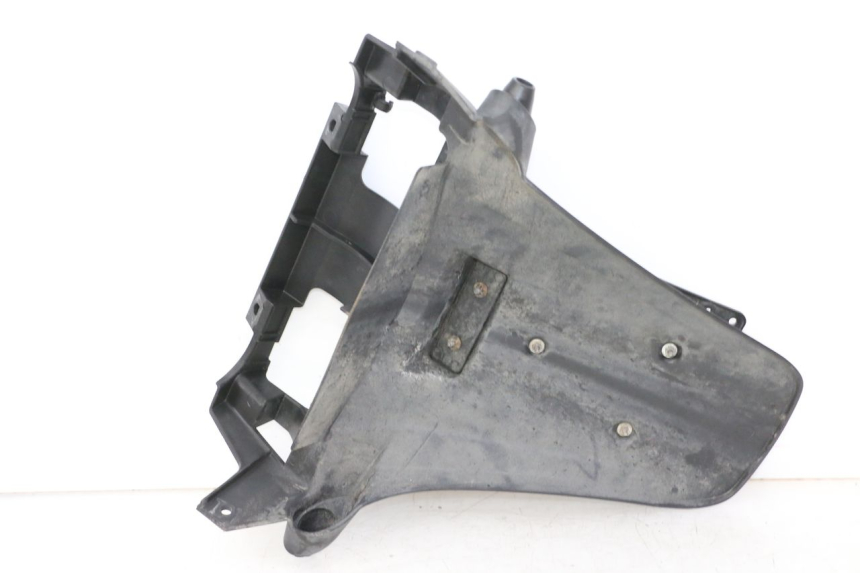 photo de BAVETTE ARRIERE PIAGGIO MP3 500 (2014 - 2017) - Gros plan technique