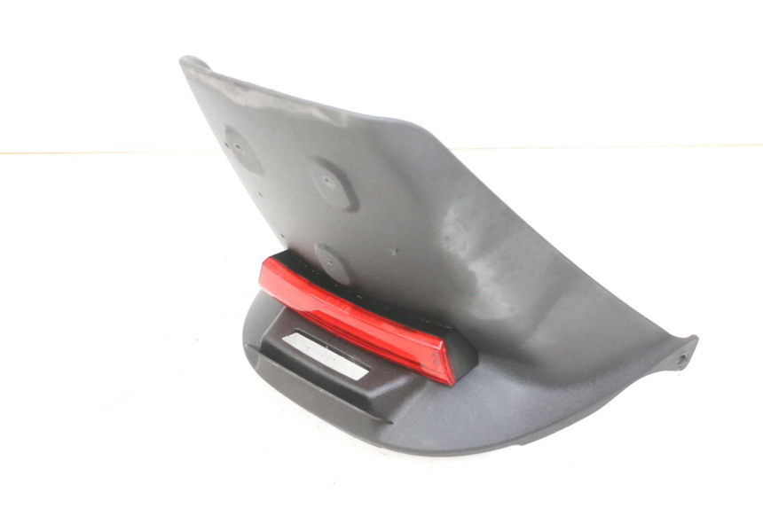 photo de BAVETTE ARRIERE PIAGGIO MP3 RL 250 (2006 - 2010) - Autre angle de vue