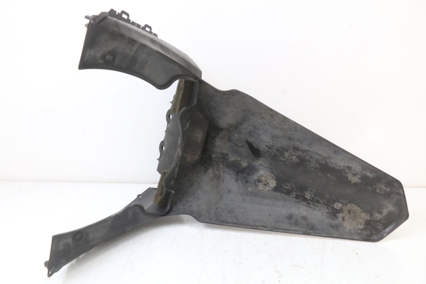 photo de BAVETTE ARRIERE MBK MW TRYPTIK 125 (2014 - 2016) - Gros plan technique