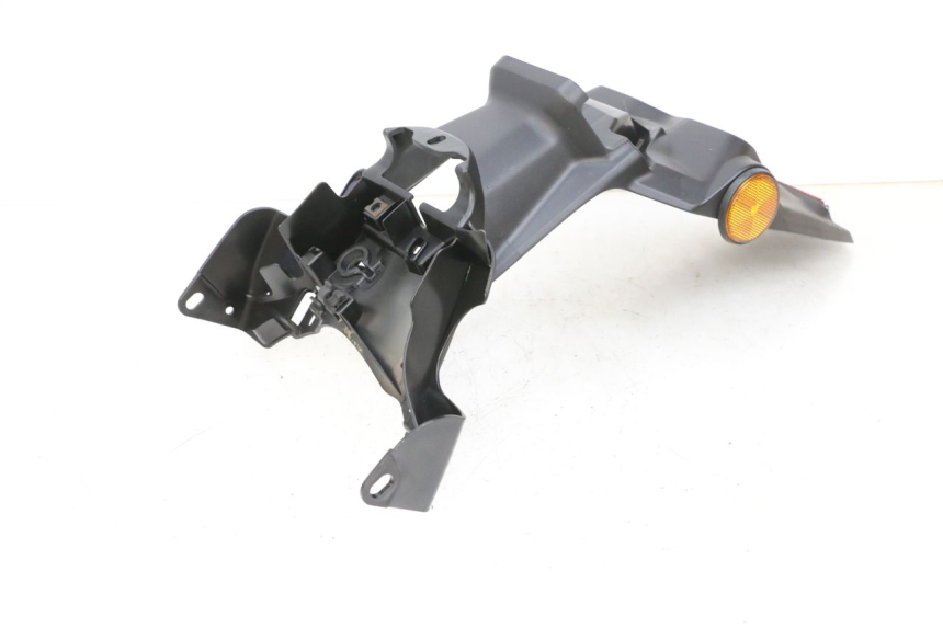 photo de BAVETTE ARRIERE YAMAHA NEO'S CORE 1 (2022 - 2026) - Gros plan technique