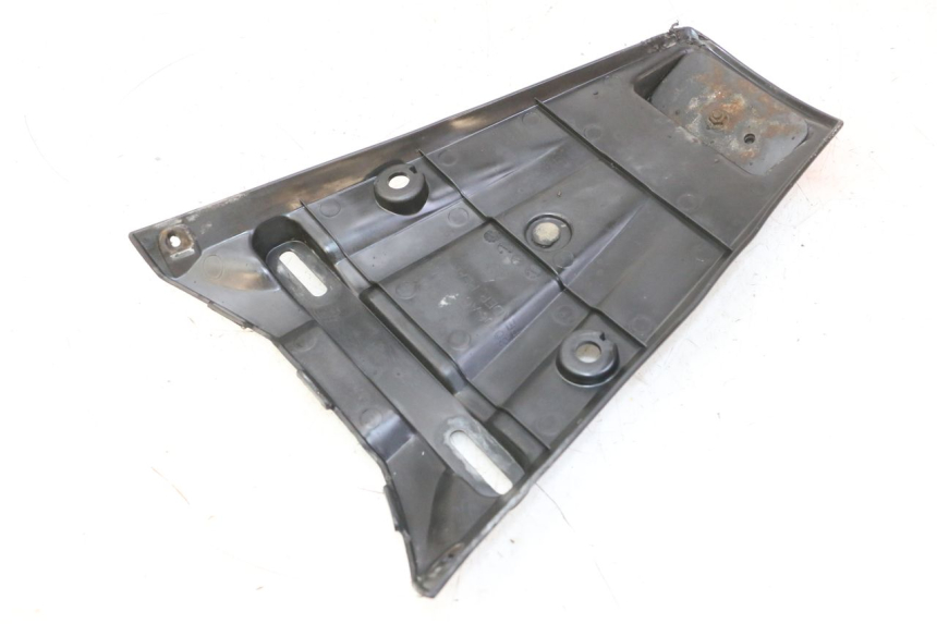 photo de BAVETTE ARRIERE KYMCO LIKE 4T 50 (2019 - 2025) - Zoom état d’usage