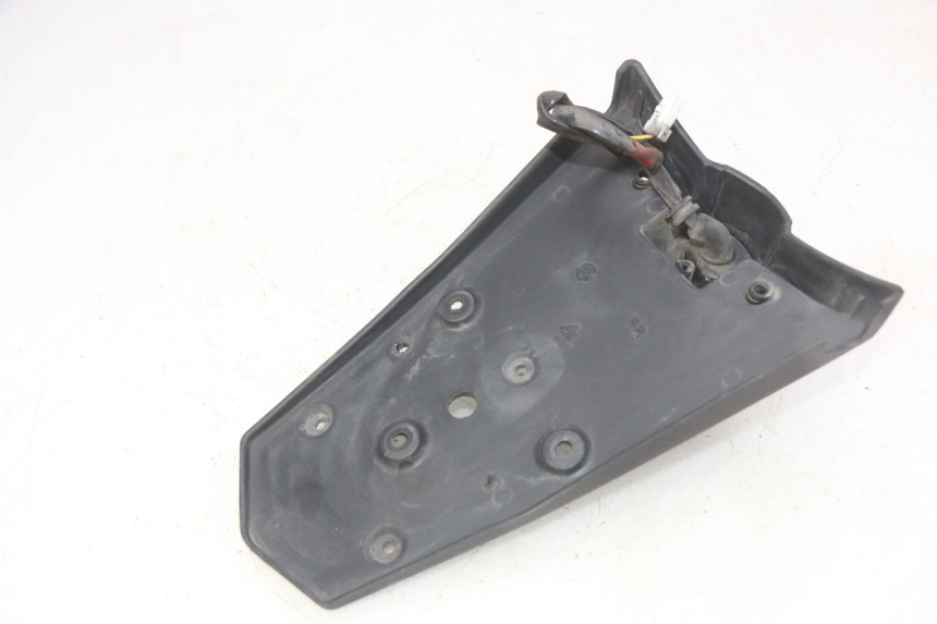 photo de BAVETTE ARRIERE GILERA NEXUS 125 (2009 - 2013) - Zoom état d’usage