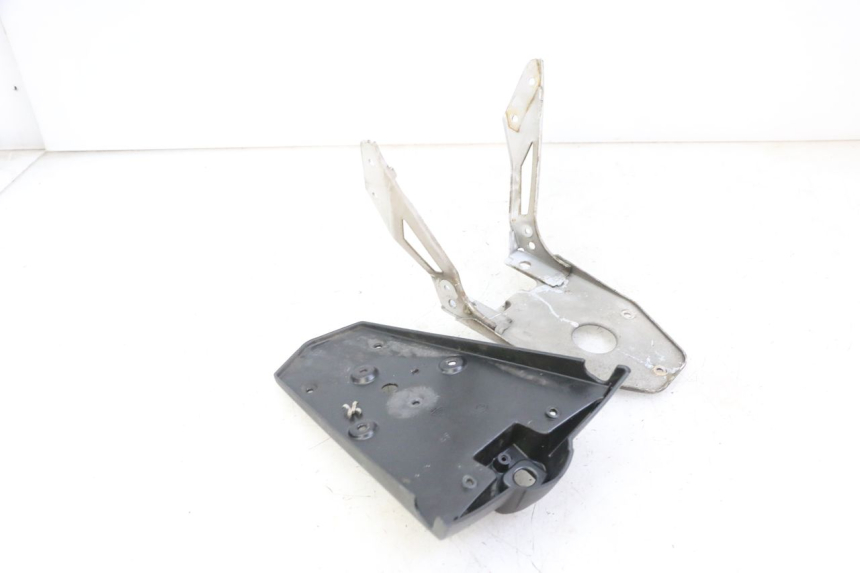 photo de BAVETTE ARRIERE GILERA NEXUS 125 (2009 - 2013) - Gros plan technique