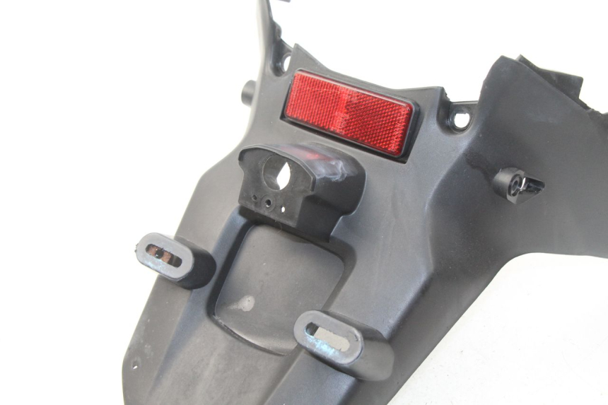 photo de BAVETTE ARRIERE SYM ORBIT 2 4T 50 (2008 - 2017) - Gros plan technique