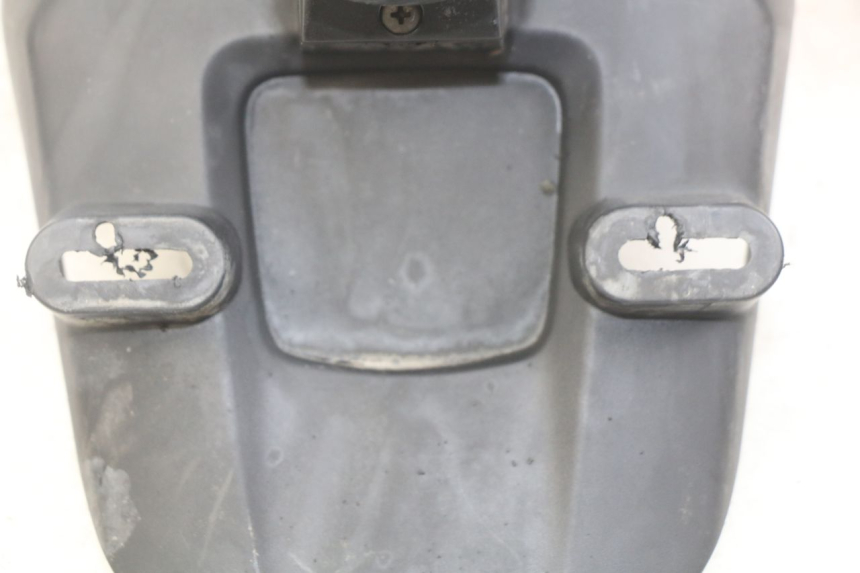 photo de BAVETTE ARRIERE SYM ORBIT 2 4T 50 (2008 - 2017) - Gros plan technique