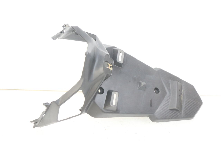 photo de BAVETTE ARRIERE SYM ORBIT III 3 4T 50 (2021 - 2025) - Autre angle de vue