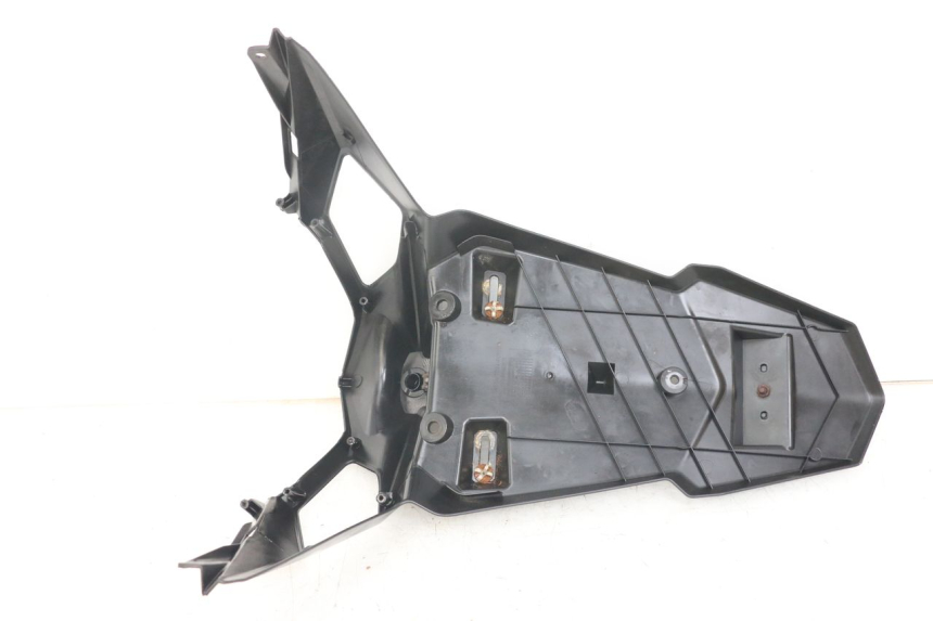 photo de BAVETTE ARRIERE SYM ORBIT III 3 4T 50 (2018 - 2021) - Autre angle de vue