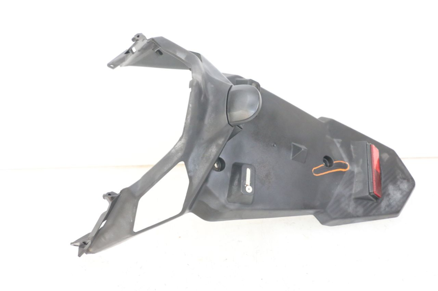 photo de BAVETTE ARRIERE SYM ORBIT III 3 4T 50 (2018 - 2021) - Vue d’ensemble