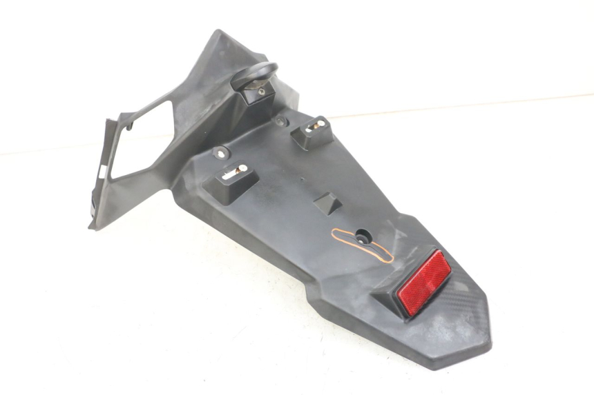 photo de BAVETTE ARRIERE SYM ORBIT III 3 4T 50 (2018 - 2021) - Points de fixation