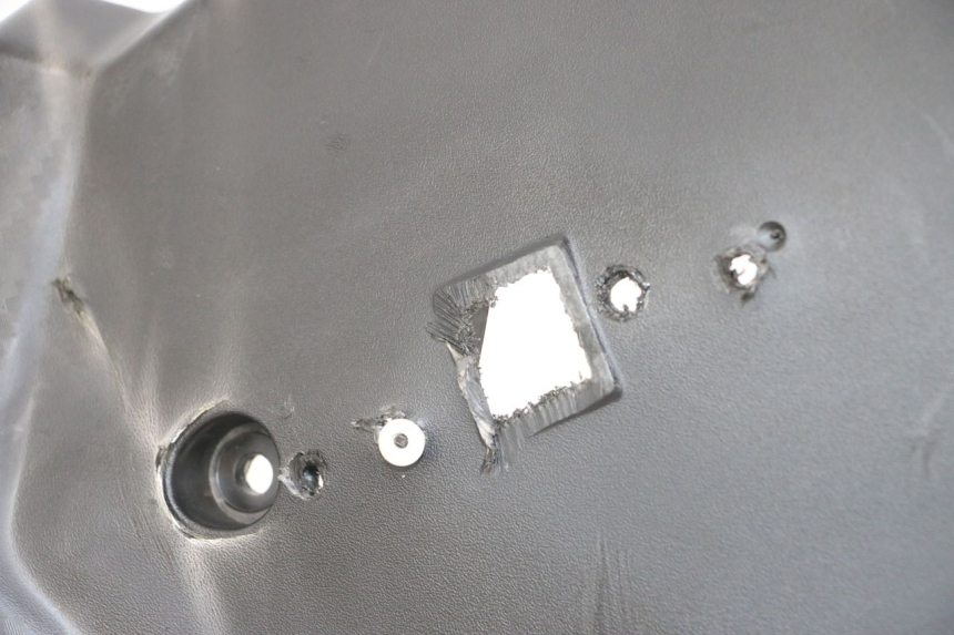 photo de BAVETTE ARRIERE SYM ORBIT III 3 4T 50 (2018 - 2021) - Vue produit