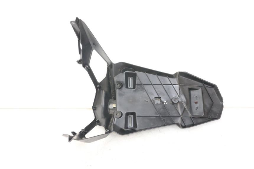 photo de BAVETTE ARRIERE SYM ORBIT III 3 4T 50 (2018 - 2021) - Gros plan technique