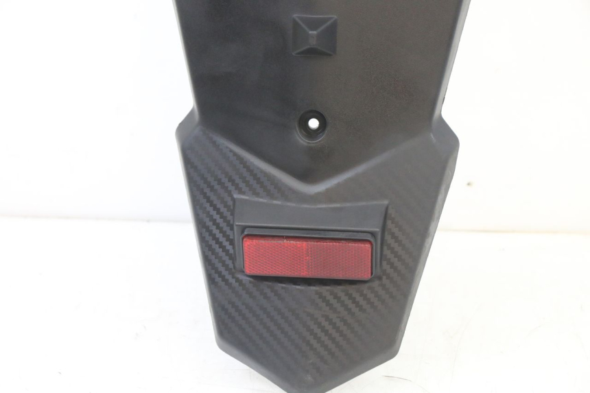 photo de BAVETTE ARRIERE SYM ORBIT III 3 4T 50 (2021 - 2025) - Gros plan technique