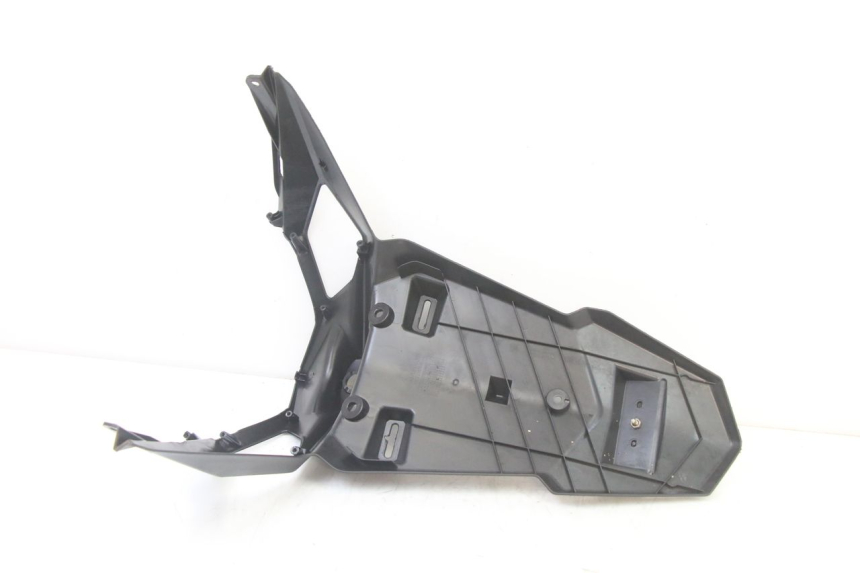 photo de BAVETTE ARRIERE SYM ORBIT III 3 4T 50 (2021 - 2025) - Points de fixation