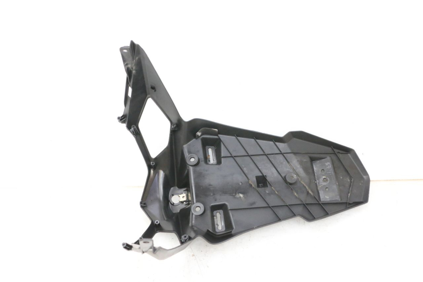 photo de BAVETTE ARRIERE SYM ORBIT III 3 4T 50 (2018 - 2021) - Zoom état d’usage