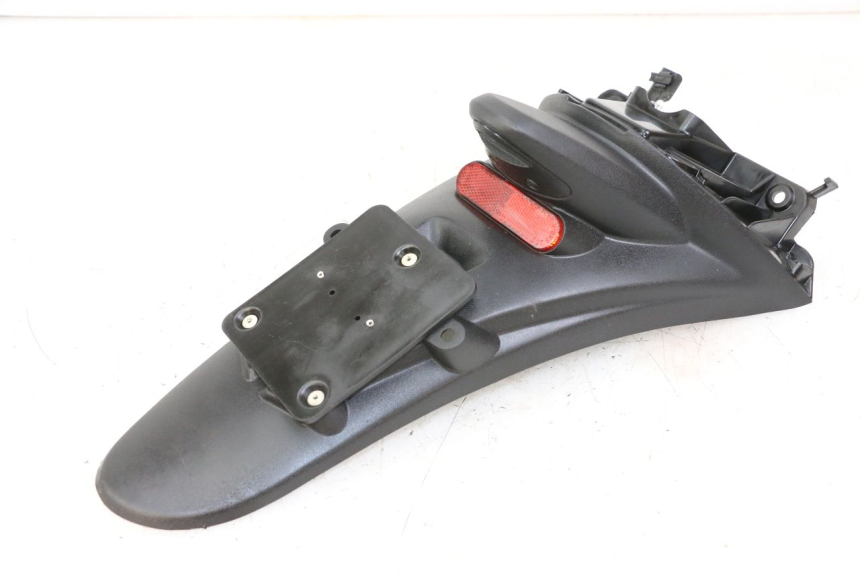 photo de BAVETTE ARRIERE PIAGGIO LIBERTY IGET 4T 50 (2021 - 2025) - Autre angle de vue