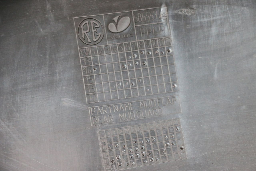 photo de BAVETTE ARRIERE ROYAL ENFIELD CONTINENTAL GT 650 (2019 - 2024) - Détail de la pièce