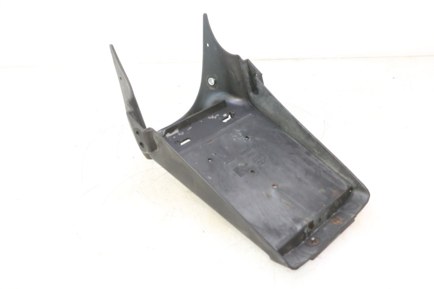 photo de BAVETTE ARRIERE MZ RT 125 (2000 - 2008) - Gros plan technique