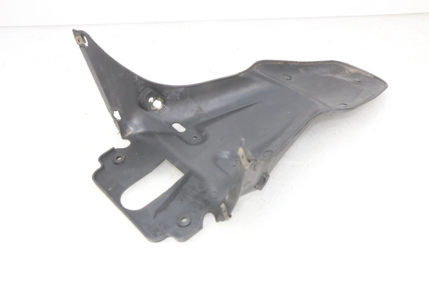 photo de BAVETTE ARRIERE KEEWAY RY6 2T 50 (2011 - 2019) - Zoom état d’usage