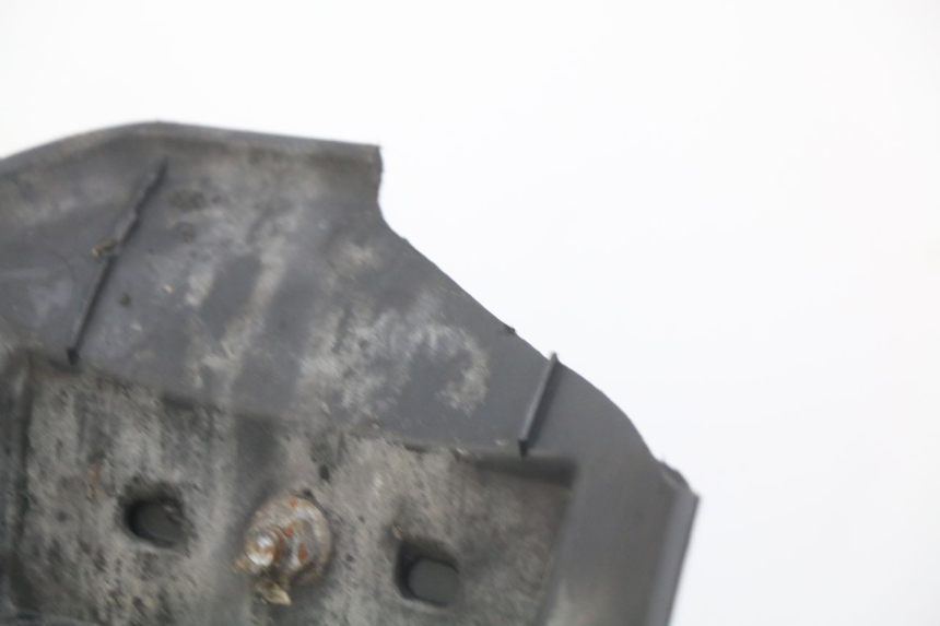 photo de BAVETTE ARRIERE LVNENG S5 1 (2019 - 2023) - Détail de la pièce