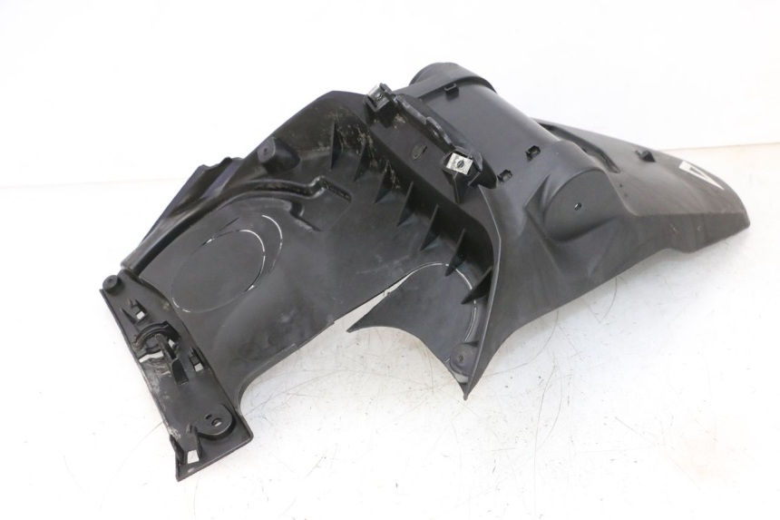 photo de BAVETTE ARRIERE JM MOTORS SANTANA 50 (2014 - 2023) - Gros plan technique