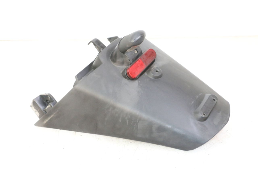 photo de BAVETTE ARRIERE PEUGEOT SATELIS 125 (2013 - 2018) - Gros plan technique