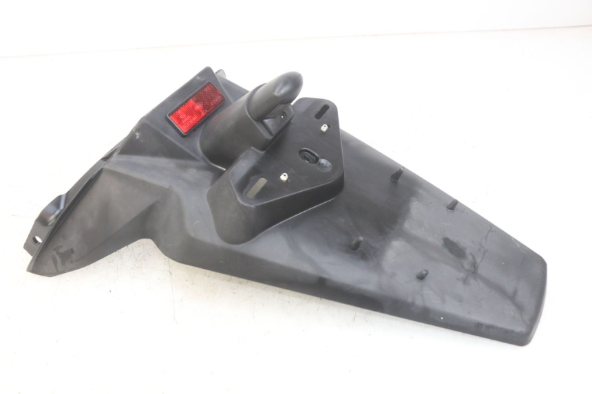 photo de BAVETTE ARRIERE MBK SKYCRUISER 125 (2010 - 2013) - Autre angle de vue