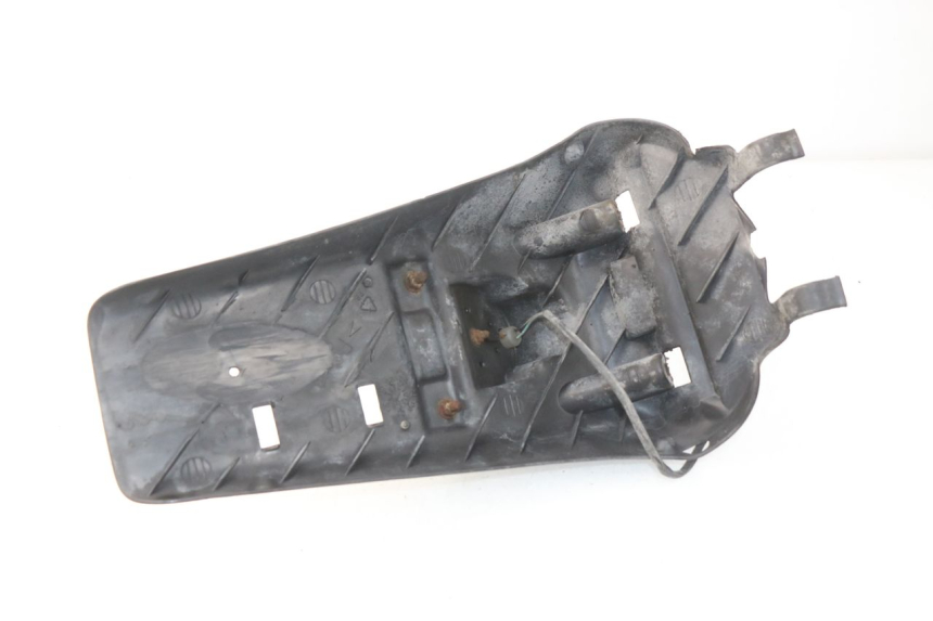 photo de BAVETTE ARRIERE MBK SKYLINER 125 (2004 - 2007) - Autre angle de vue