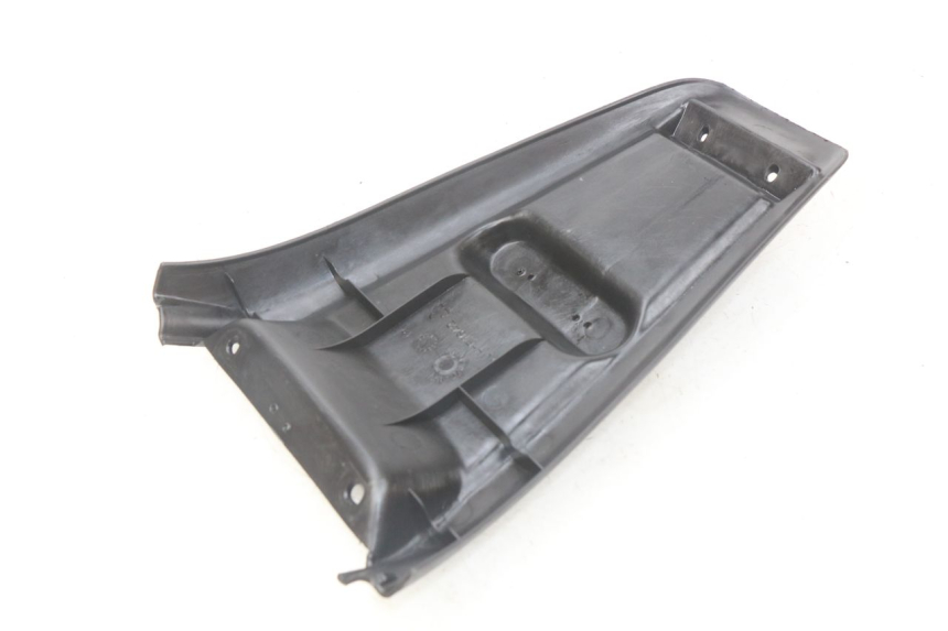 photo de BAVETTE ARRIERE YAMAHA SLIDER NAKED 50 (2004 - 2018) - Détail de la pièce